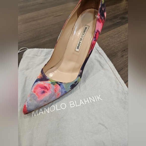 Manolo Blahnik Multicolor Floral Printed Fabric BB 105 Pump-39 1/2 - Picture 15 of 15